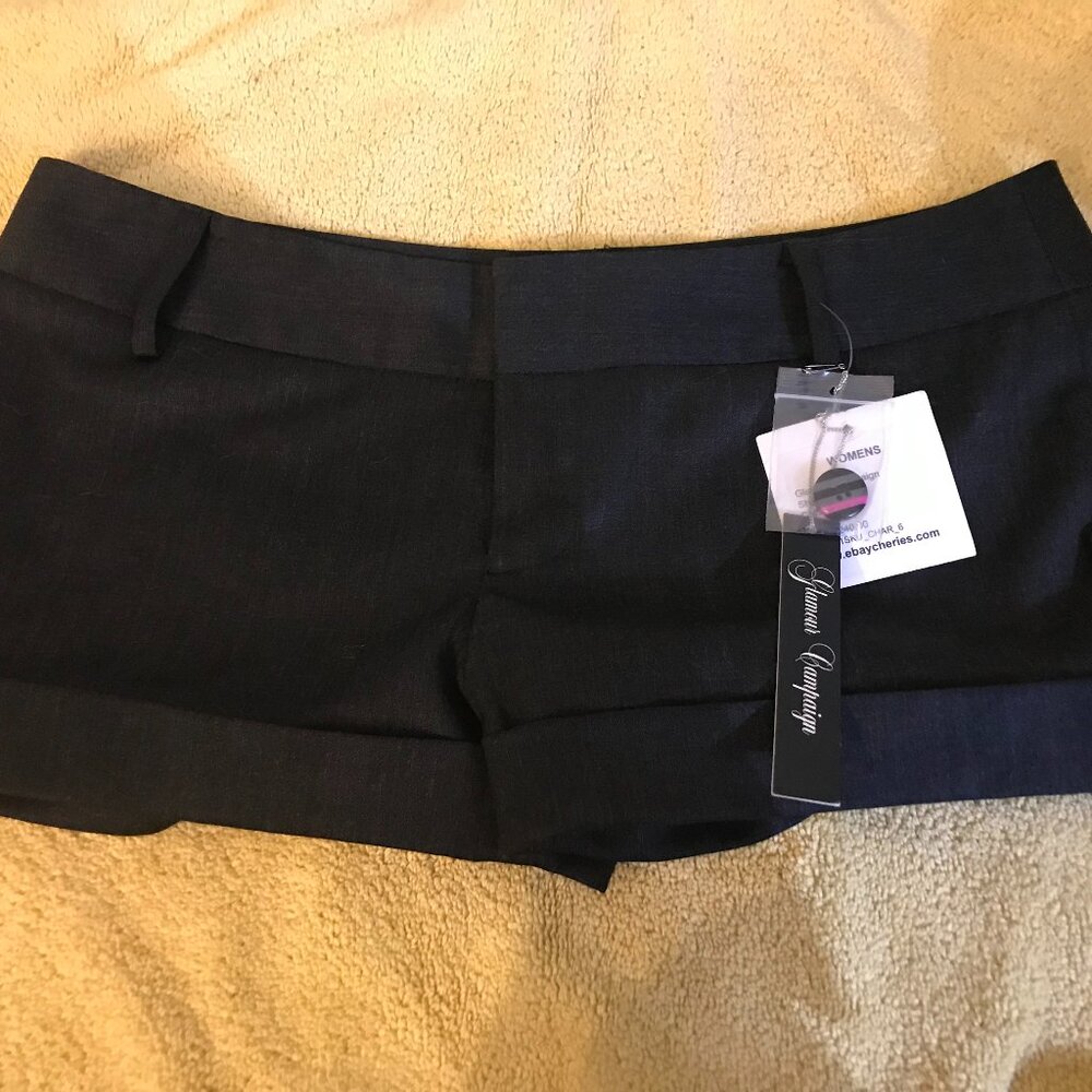 NWT GLAMOUR CAMPAIGN CHARCOAL GREY SIZE 6 BLACK CZ SKULL MINI SHORTS $240 US 6